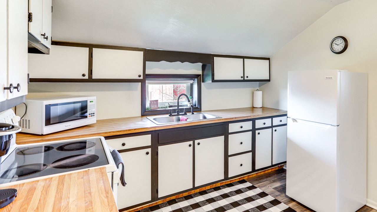 Photo of Kitchen in New Haven  Huron County