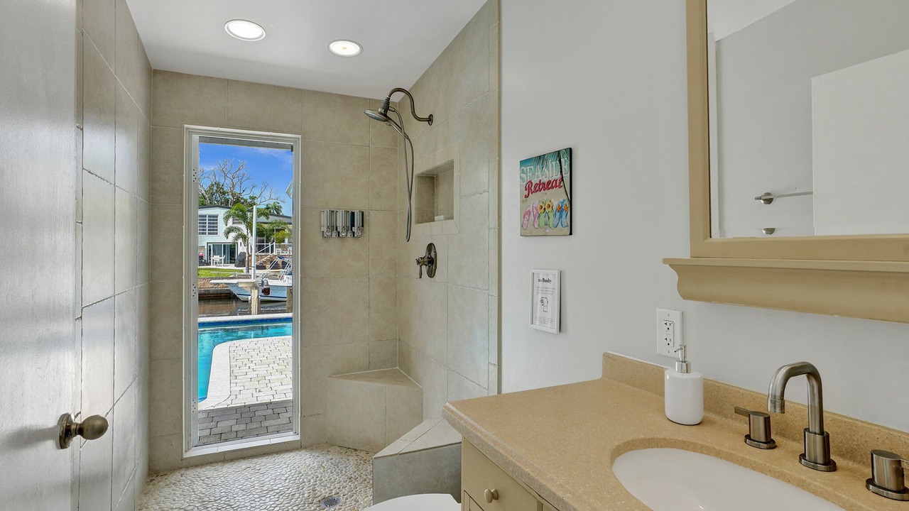 Photo of Bathroom in Lauderdale Isles