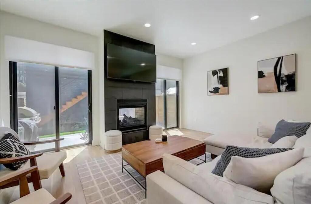 Photo of Livingroom in Curtis Park