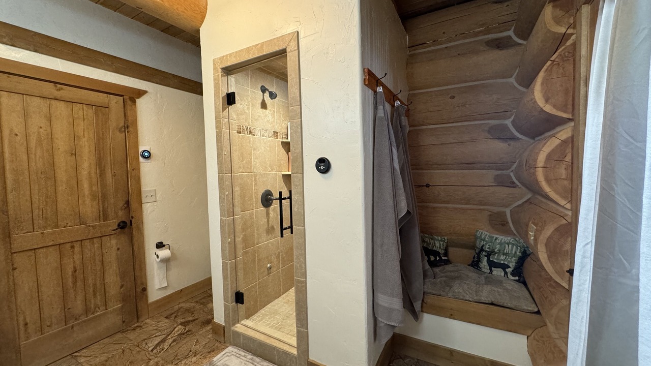 Photo of Bathroom in Clark