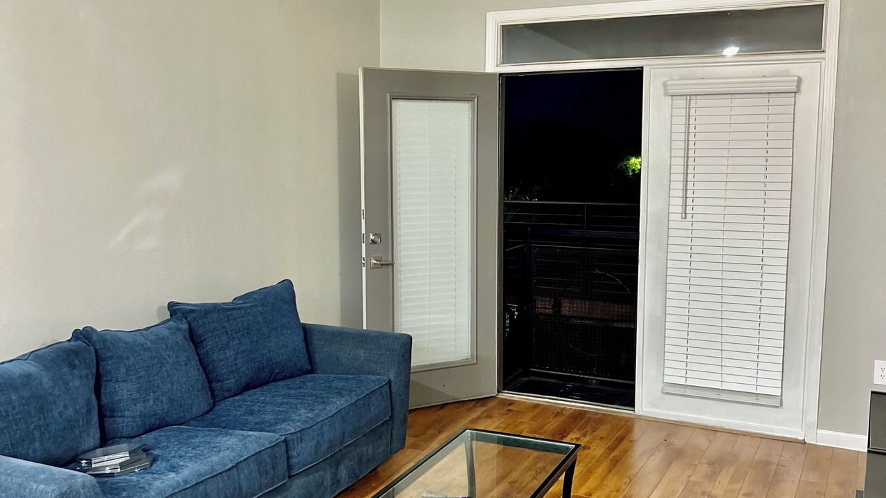 Photo of Livingroom in Far North Dallas