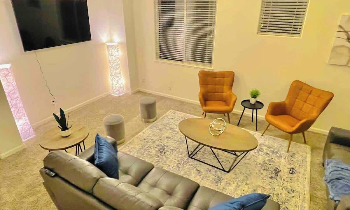 Photo of Livingroom in Reno