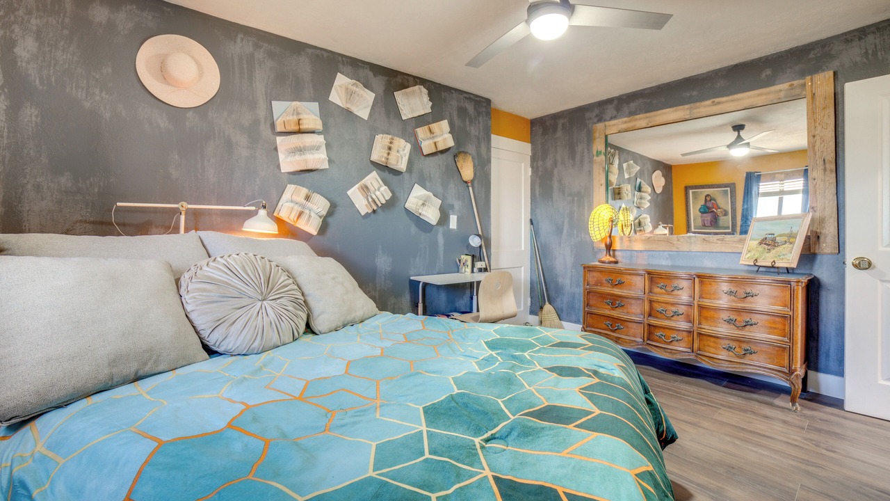 Photo of Bedroom in Lyon County