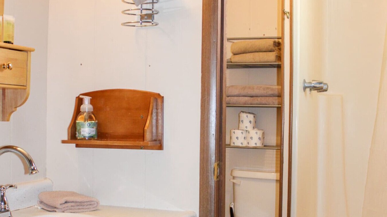 Photo of Bathroom in Howard