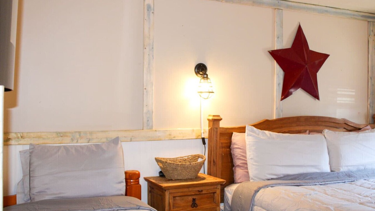 Photo of Bedroom in Howard