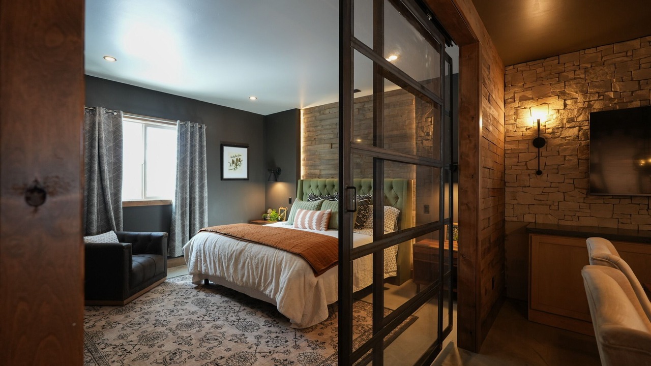 Photo of Bedroom in Woodland Park