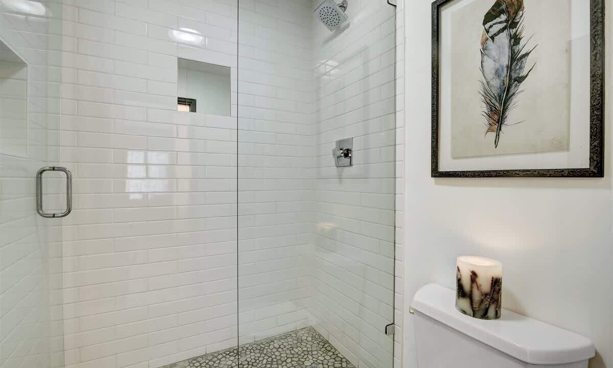 Photo of Bathroom in Highlands Townhomes