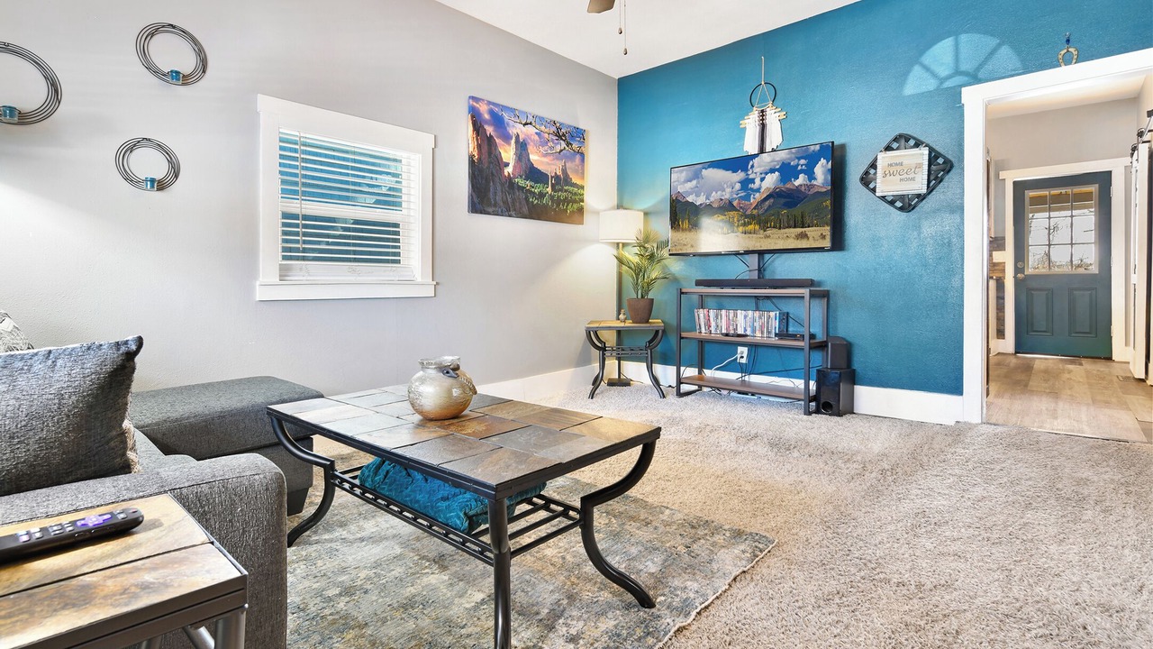 Photo of Livingroom in Central Colorado Springs