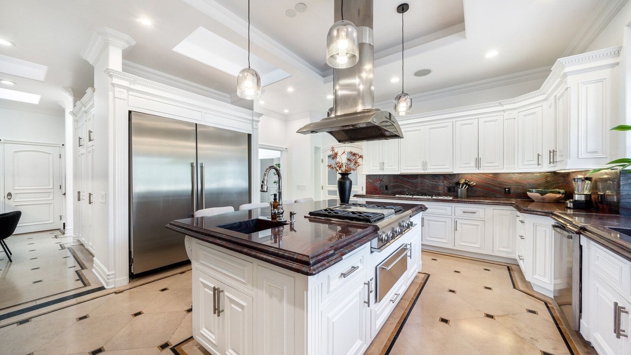 Photo of Kitchen in Tarzana