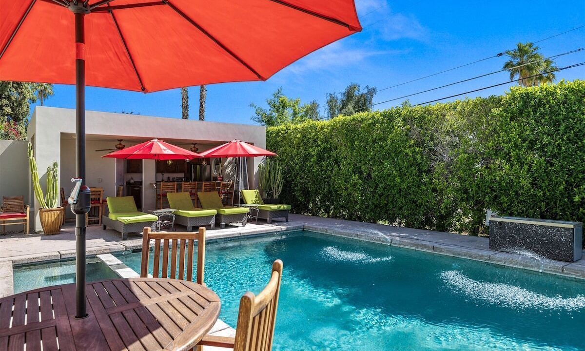 Photo of Outdoor in Little Tuscany