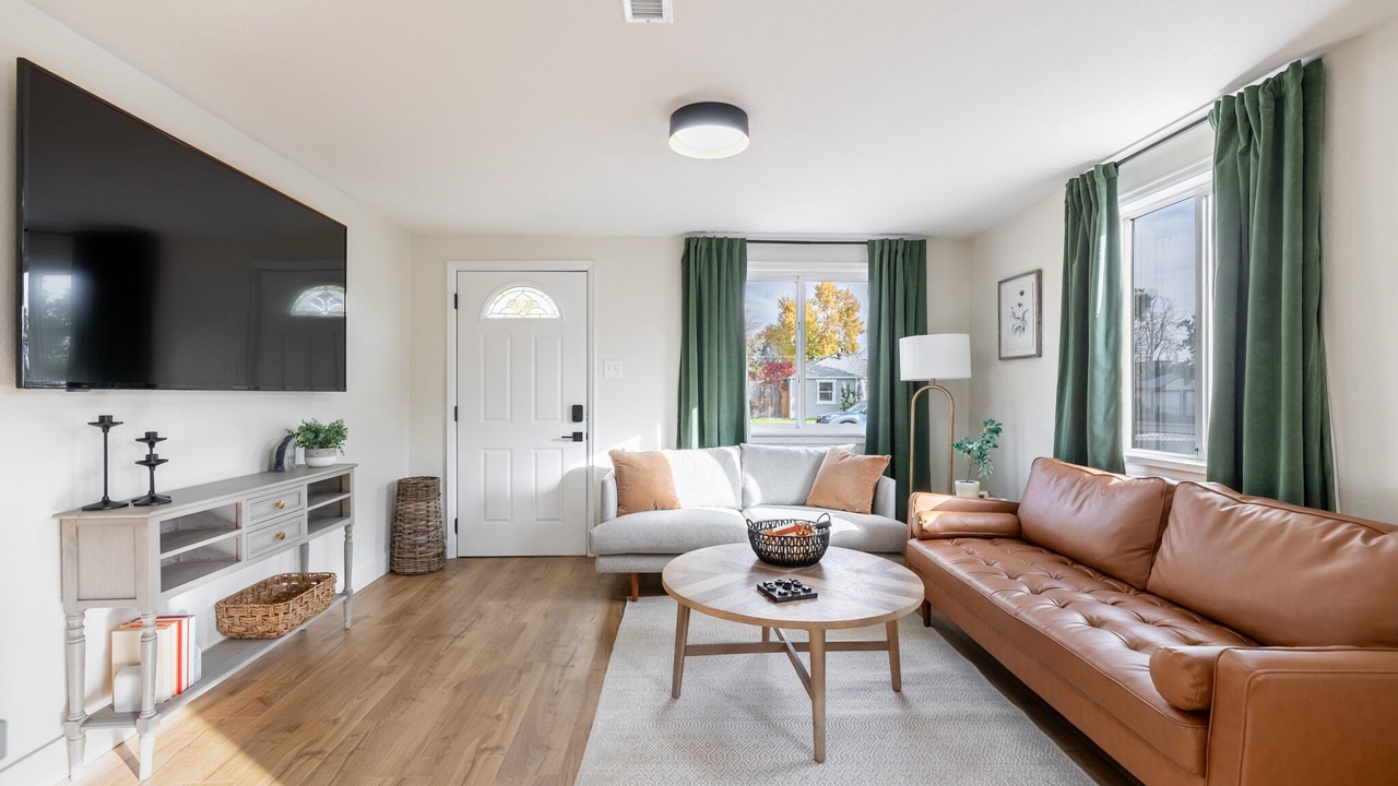 Photo of Livingroom in Arvada