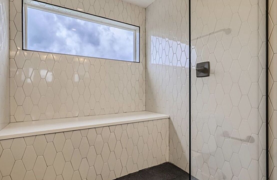 Photo of Bathroom in Jefferson Park