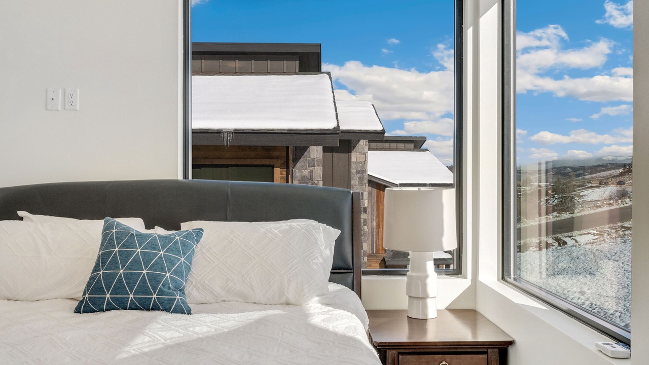 Photo of Bedroom in Silvercreek