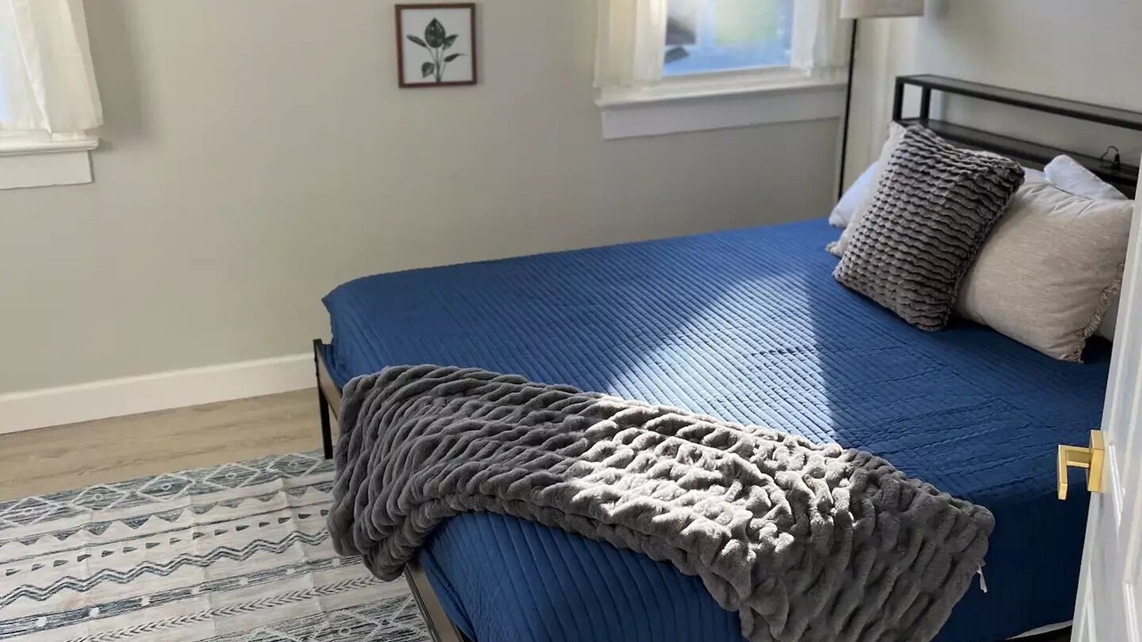 Photo of Bedroom in Eureka