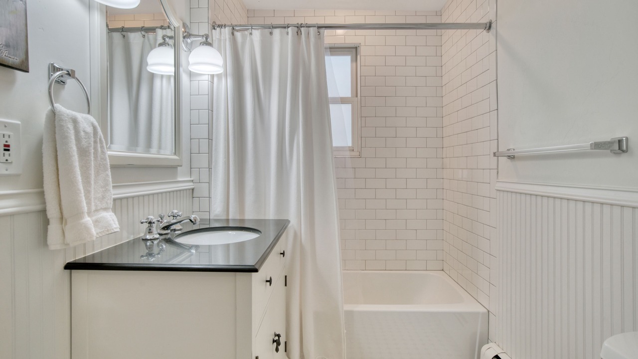 Photo of Bathroom in Minturn