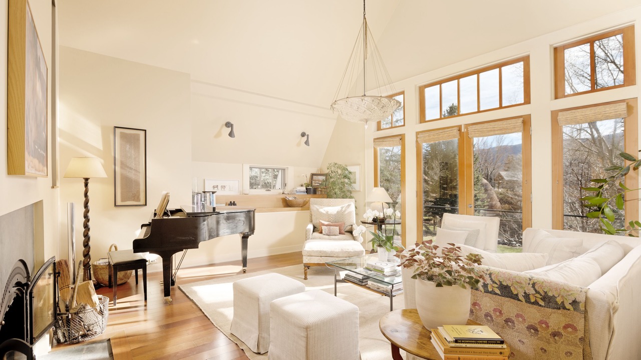 Photo of Livingroom in Basalt