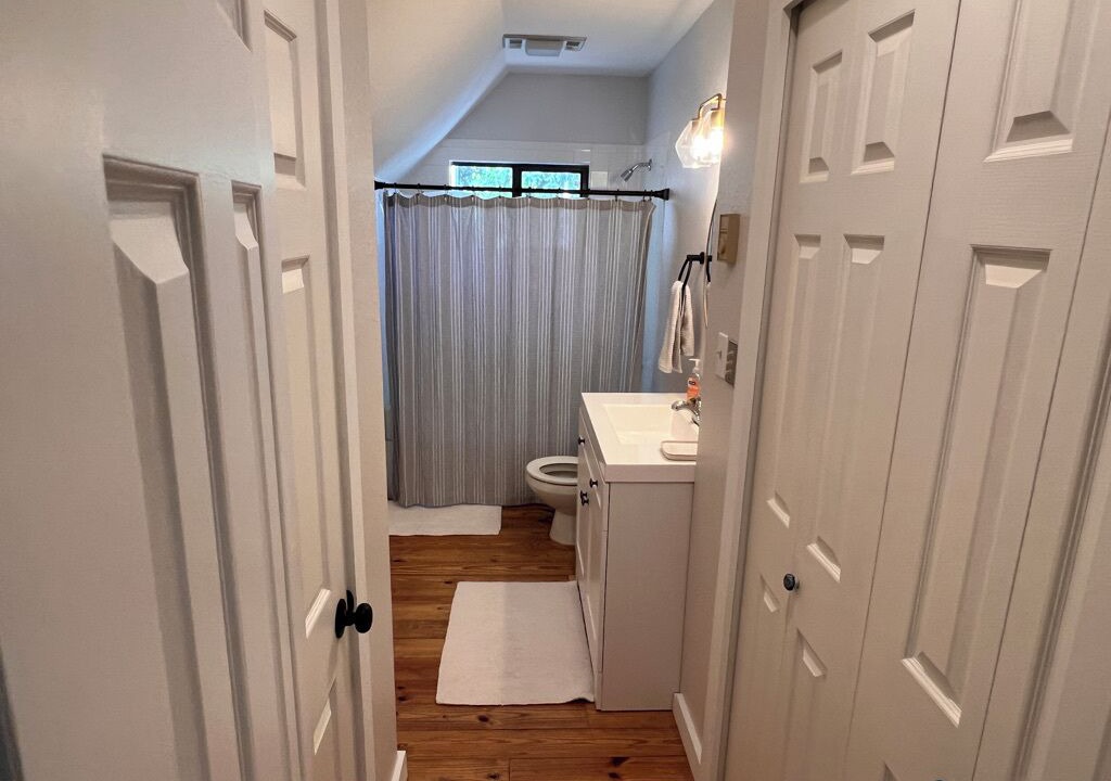 Photo of Bathroom in Purgatory