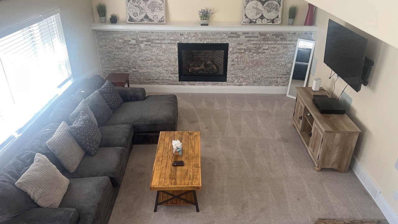 Photo of Livingroom in Hampden South