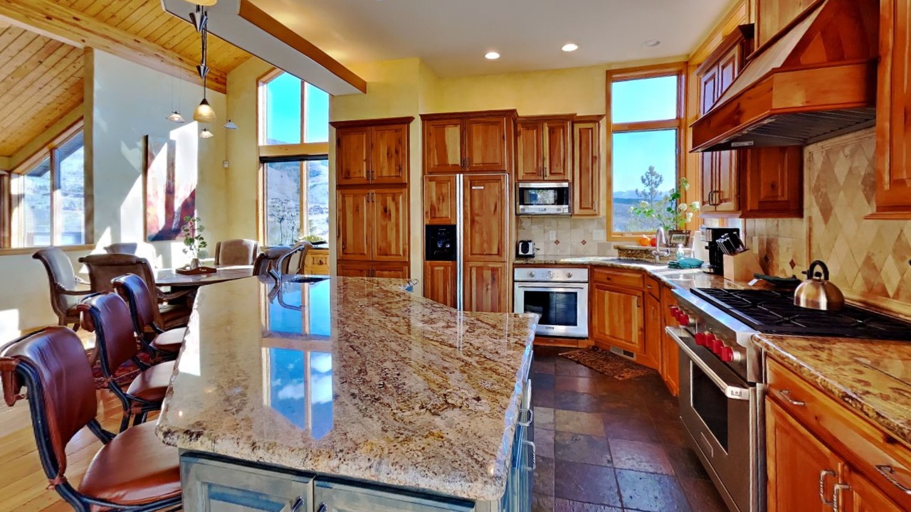 Photo of Kitchen in Three Peaks