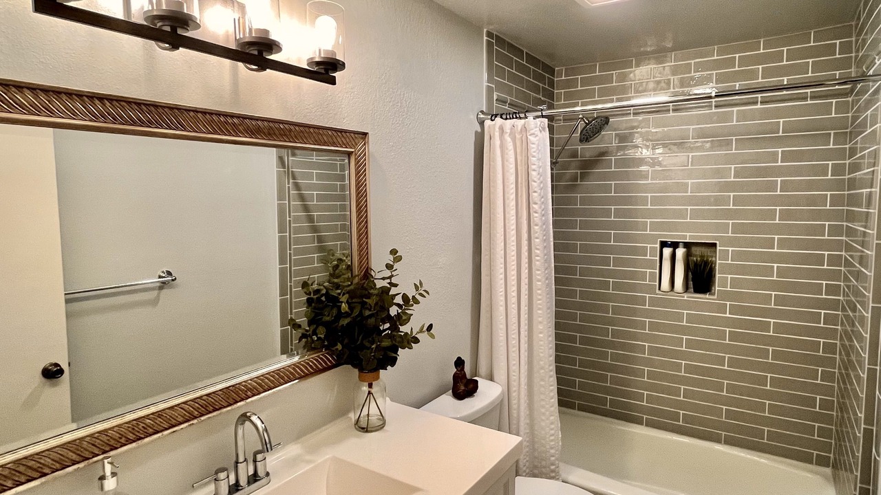 Photo of Bathroom in Port Hueneme