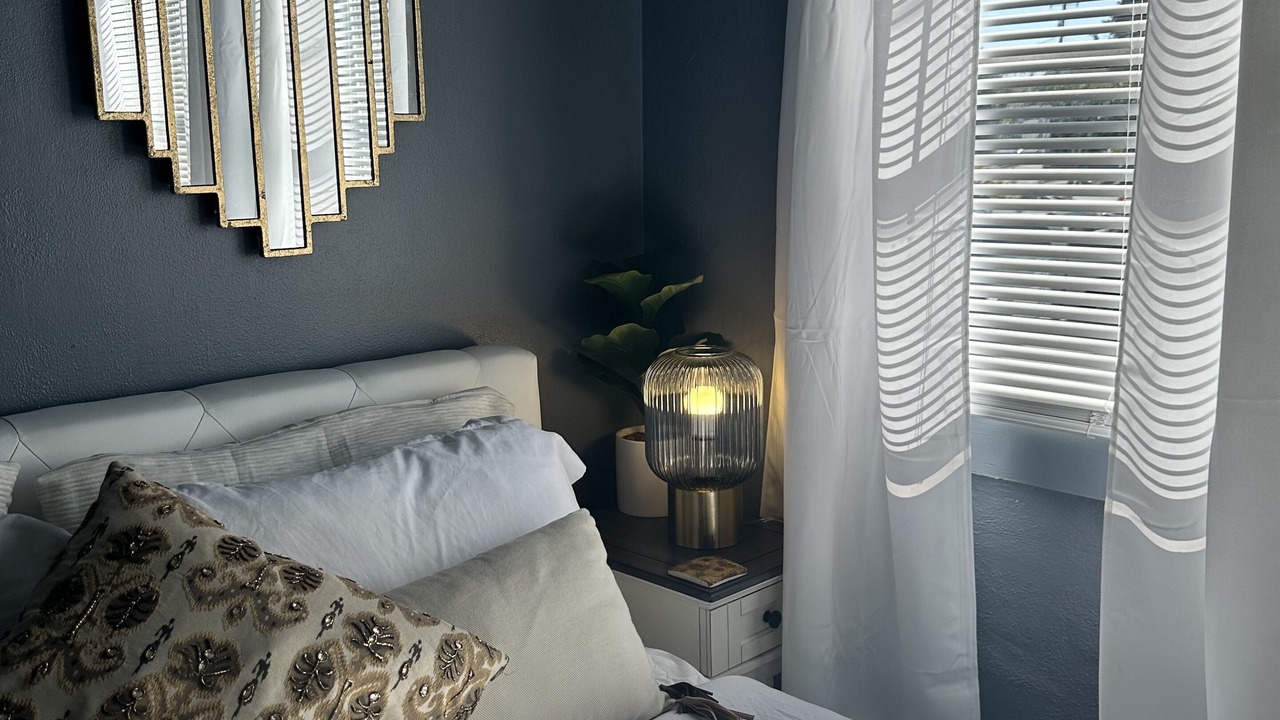 Photo of Bedroom in Downtown