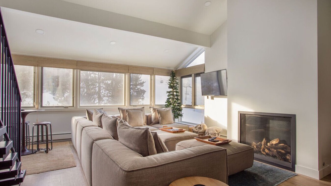 Photo of Livingroom in Copper Mountain Village