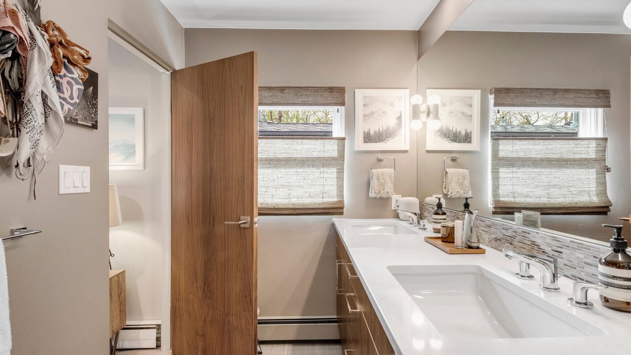 Photo of Bathroom in Old North Boulder