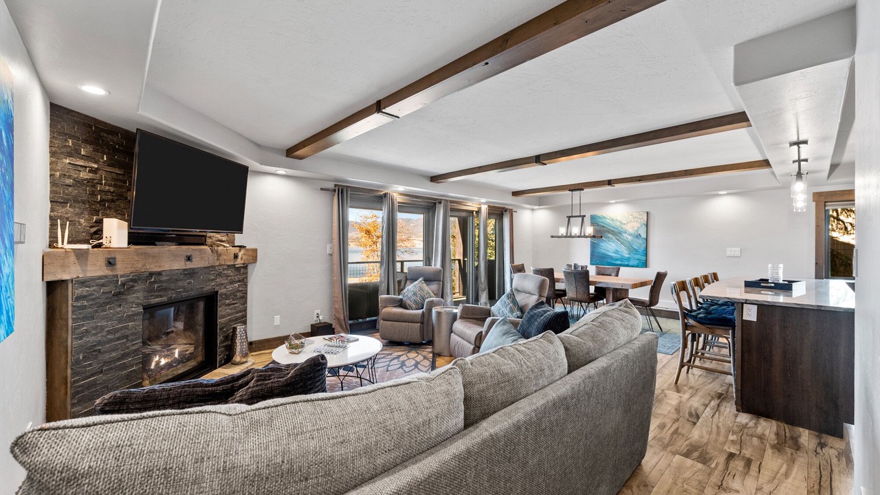 Photo of Livingroom in Dillon