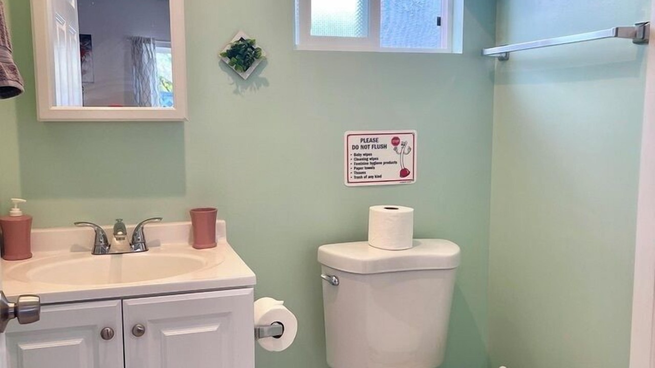 Photo of Bathroom in Reseda