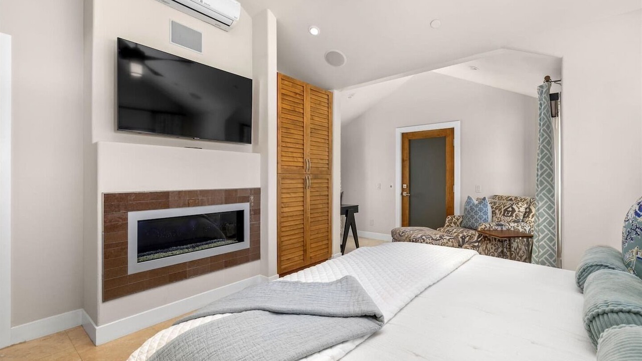 Photo of Bedroom in Avila Beach