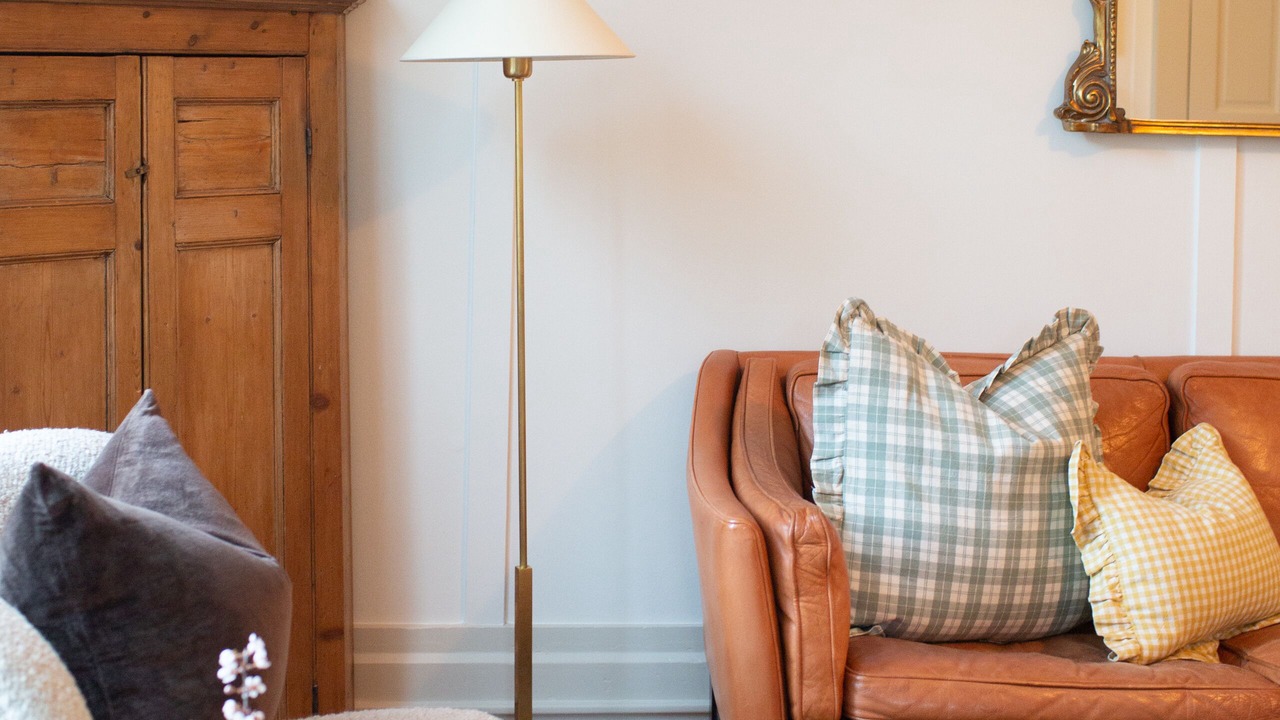 Photo of Livingroom in Ballard