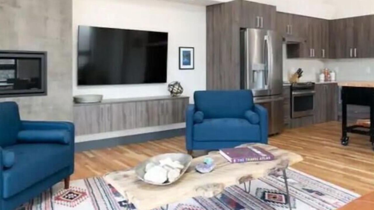Photo of Livingroom in West Colorado Springs