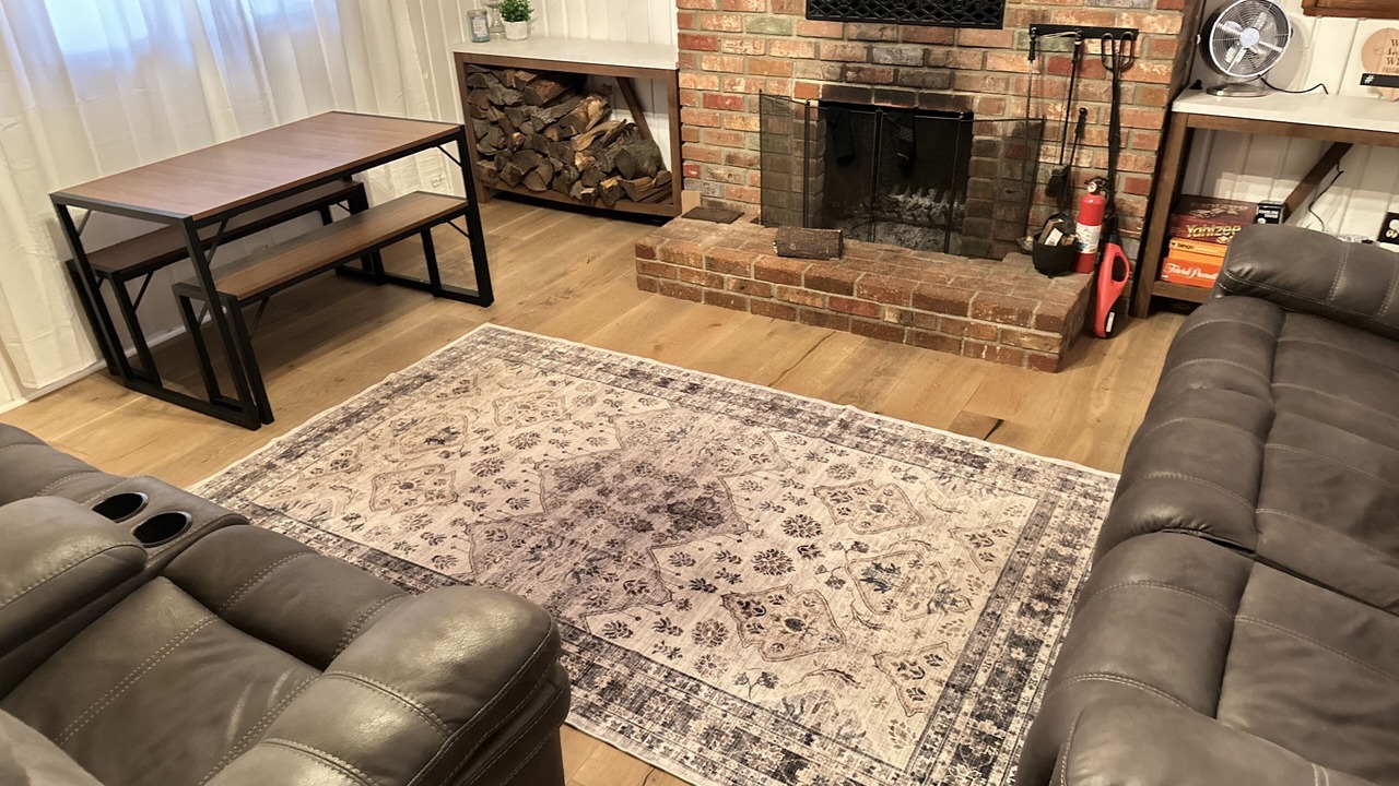 Photo of Livingroom in Crestline