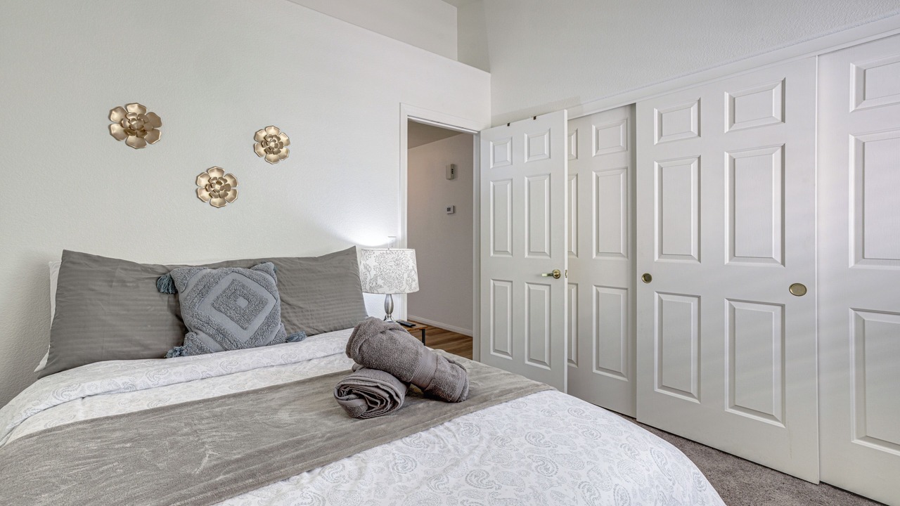 Photo of Bedroom in Spring Valley