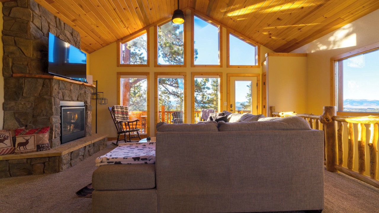 Photo of Livingroom in Indian Mountain