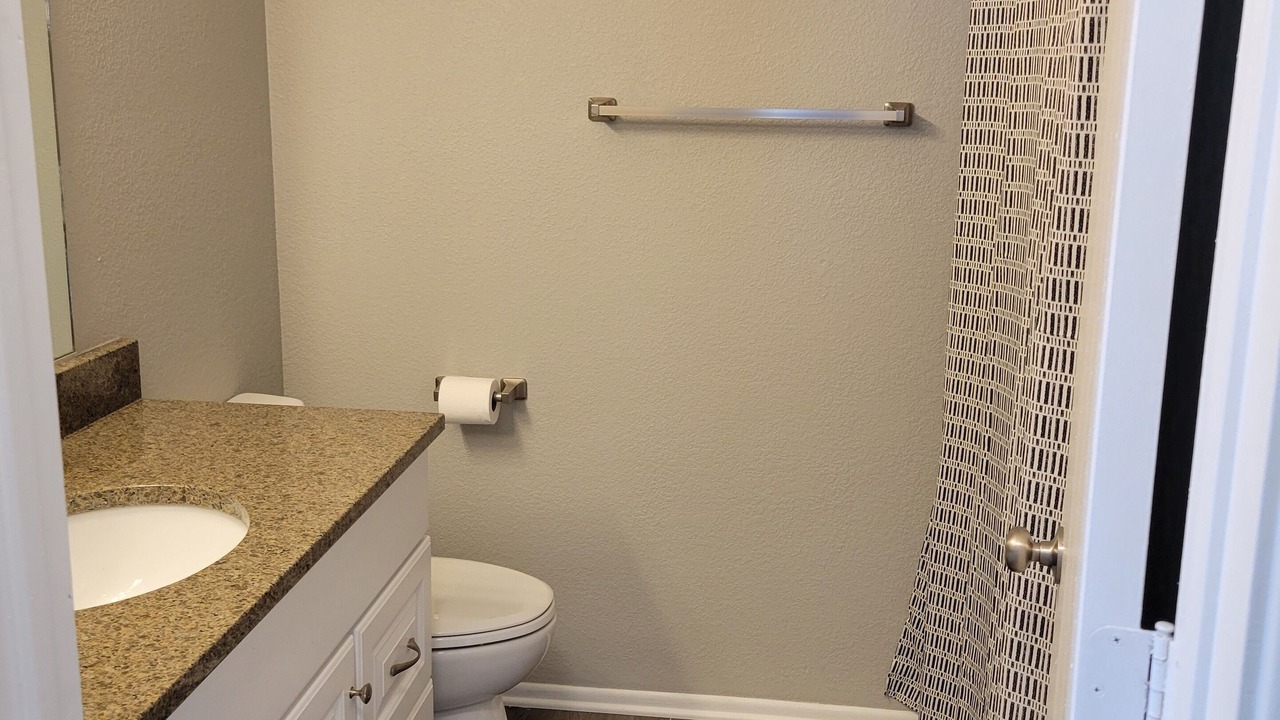 Photo of Bathroom in Bullhead City