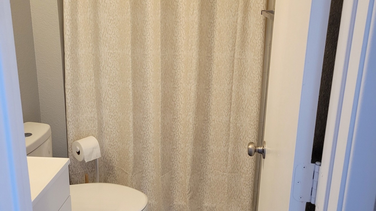 Photo of Bathroom in Bullhead City