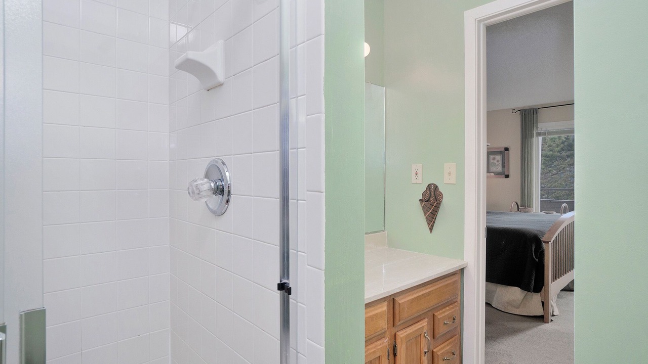 Photo of Bathroom in Windcliff Estates