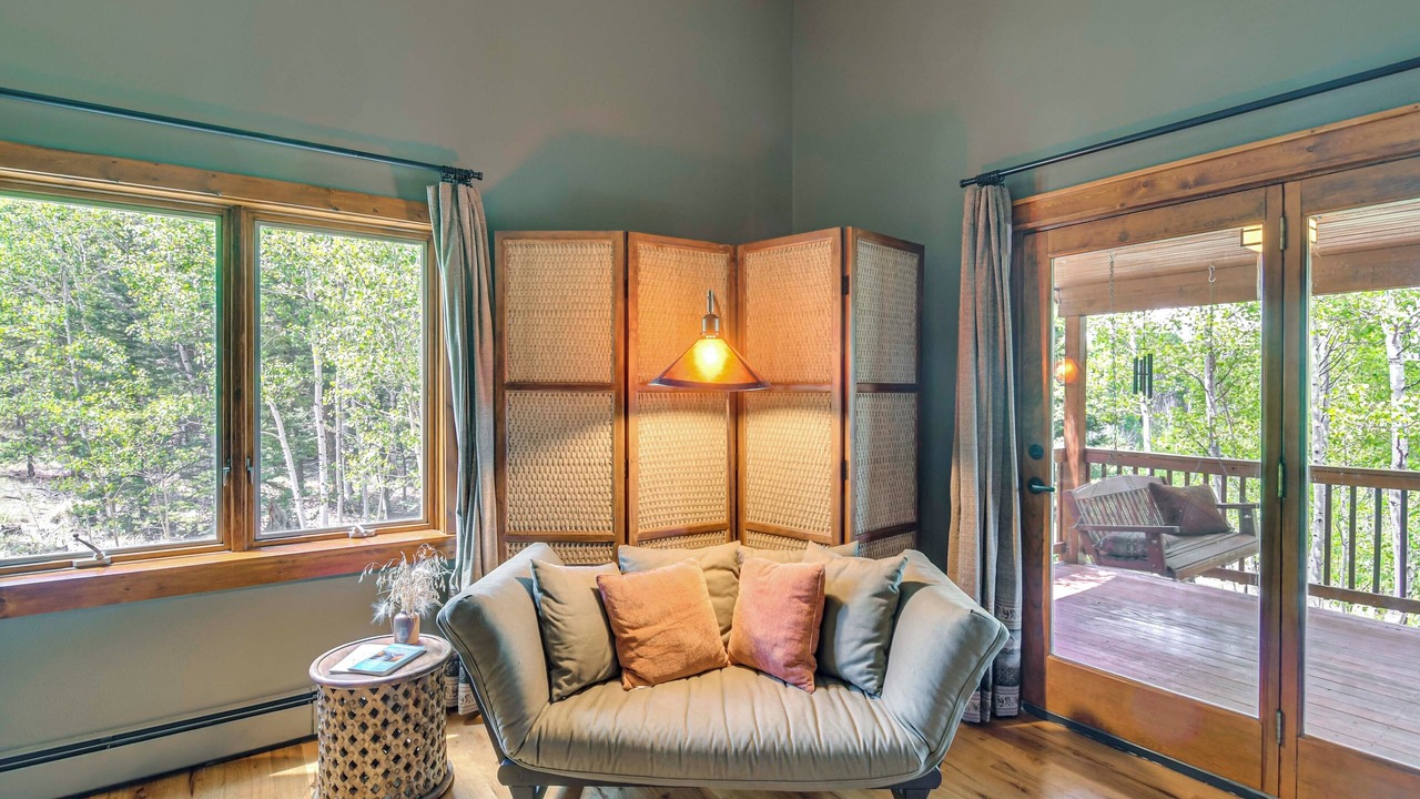 Photo of Livingroom in Indian Mountain