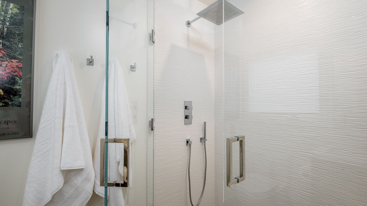 Photo of Bathroom in West Mesa