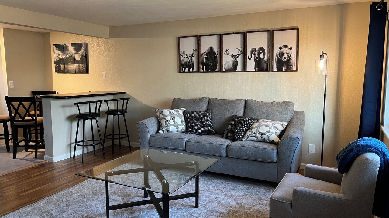Photo of Livingroom in Loveland