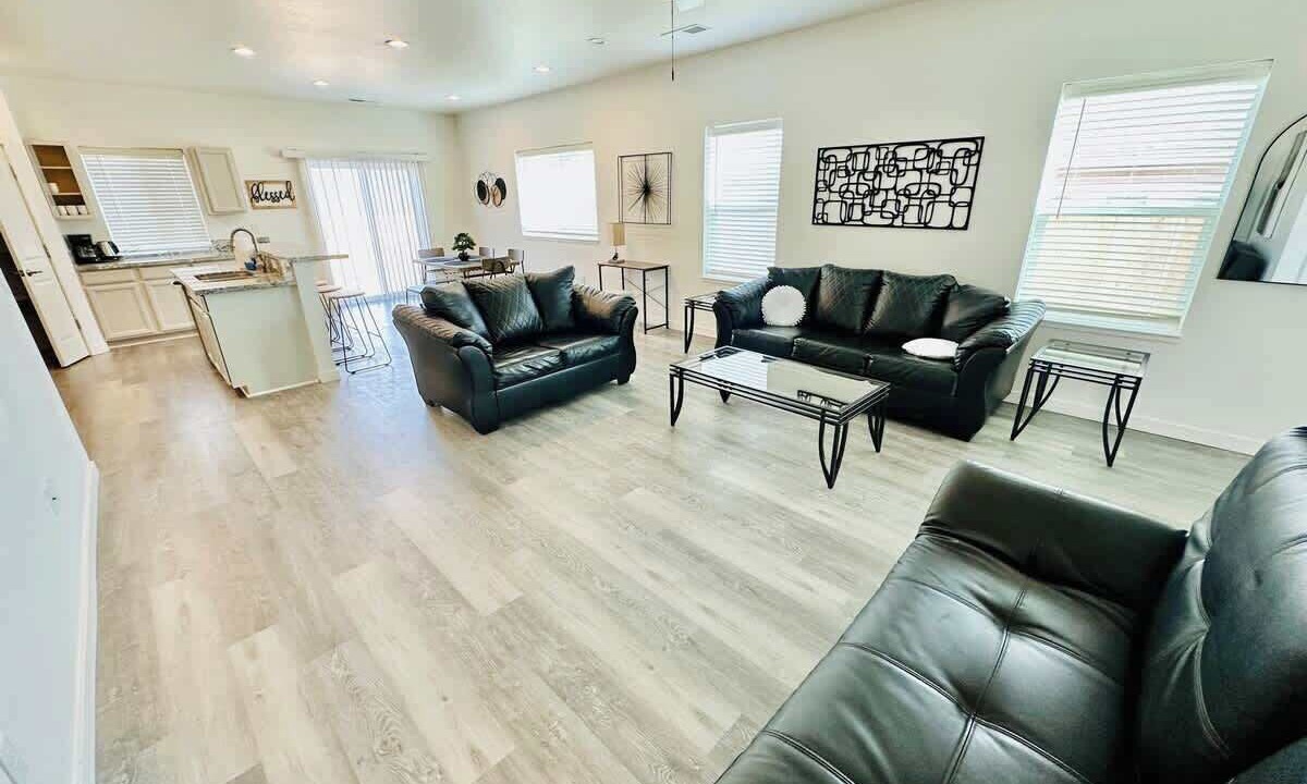 Photo of Livingroom in Fernley