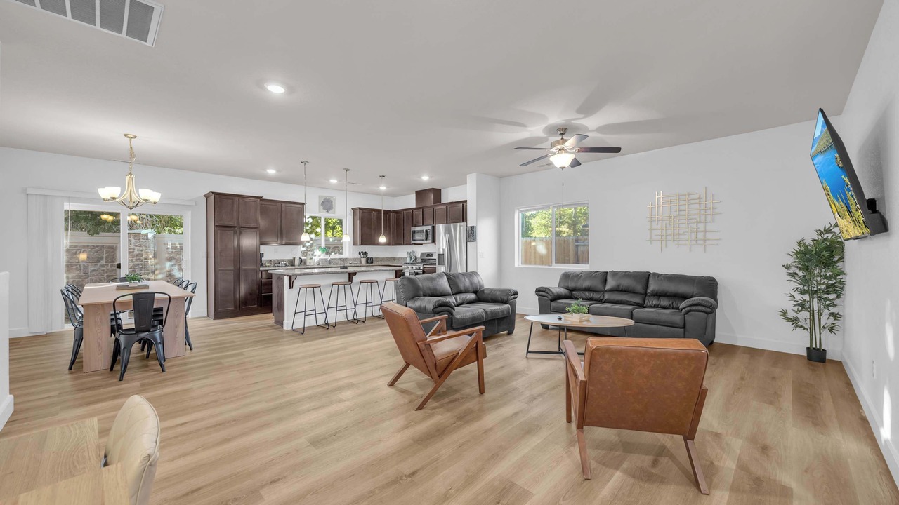 Photo of Livingroom in Fernley