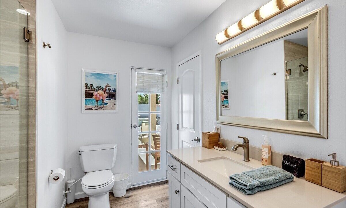 Photo of Bathroom in Chino Canyon