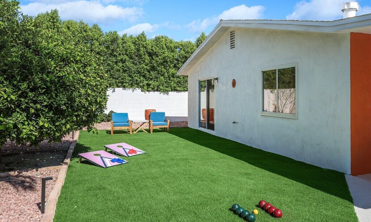 Photo of Patio Balcony in Chino Canyon