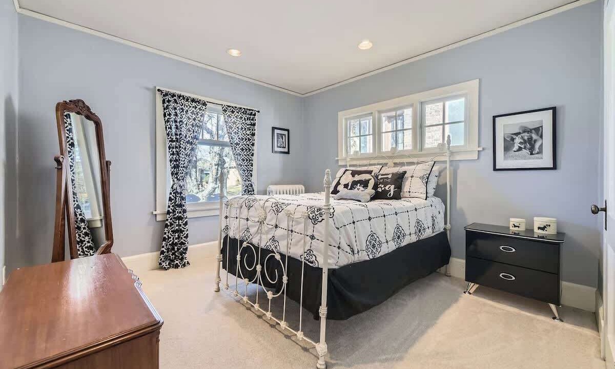 Photo of Bedroom in Congress Park