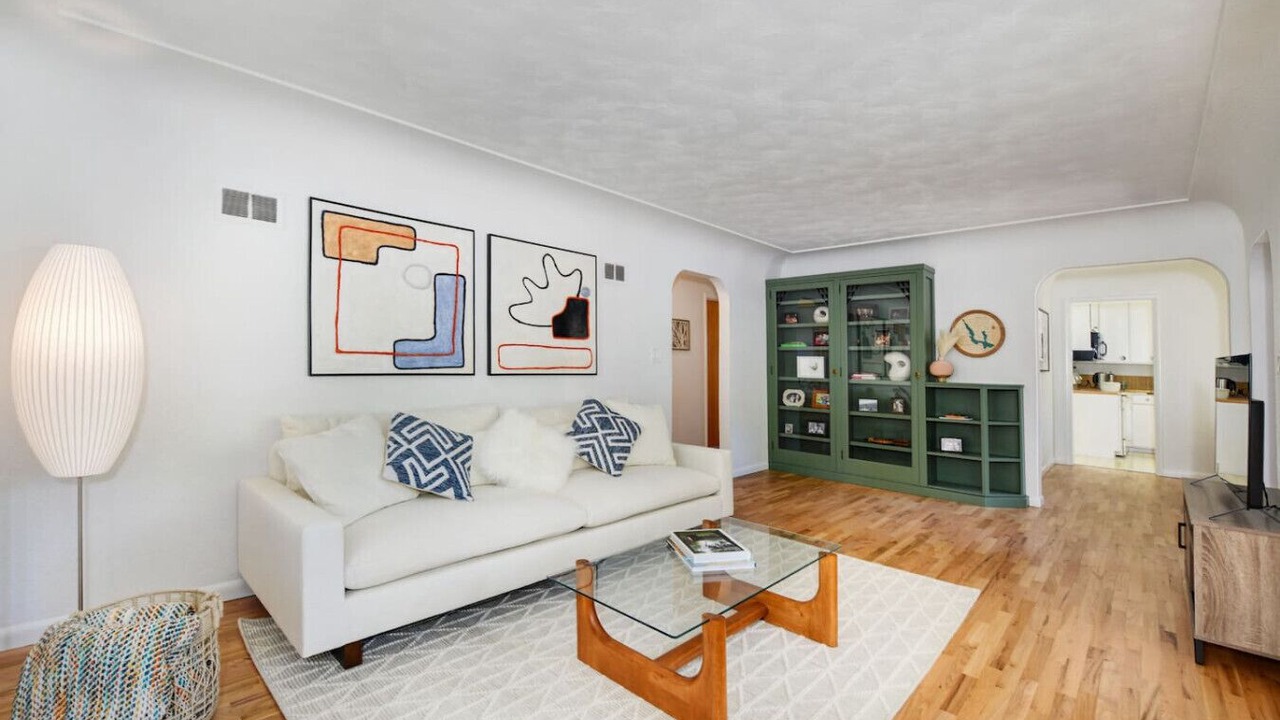 Photo of Livingroom in Newlands