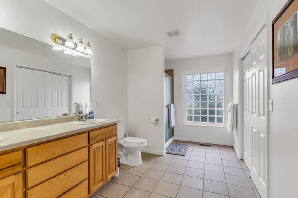 Photo of Bathroom in Canon City