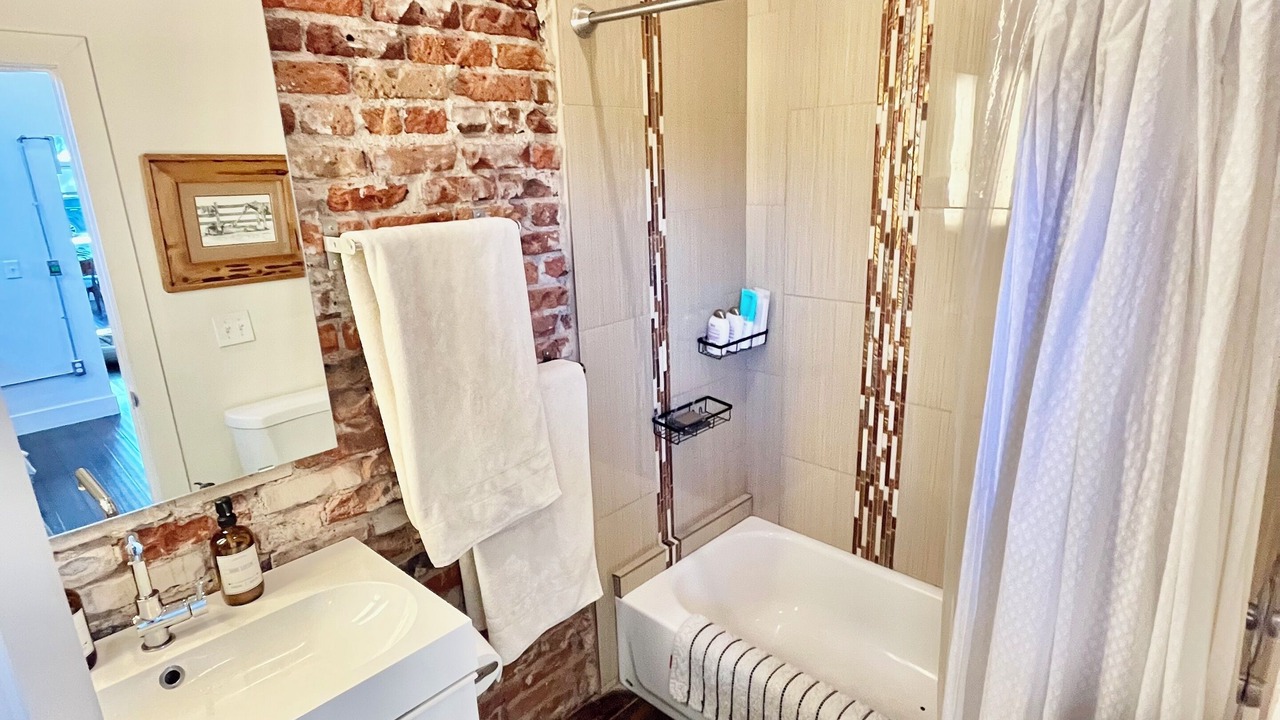 Photo of Bathroom in Cole