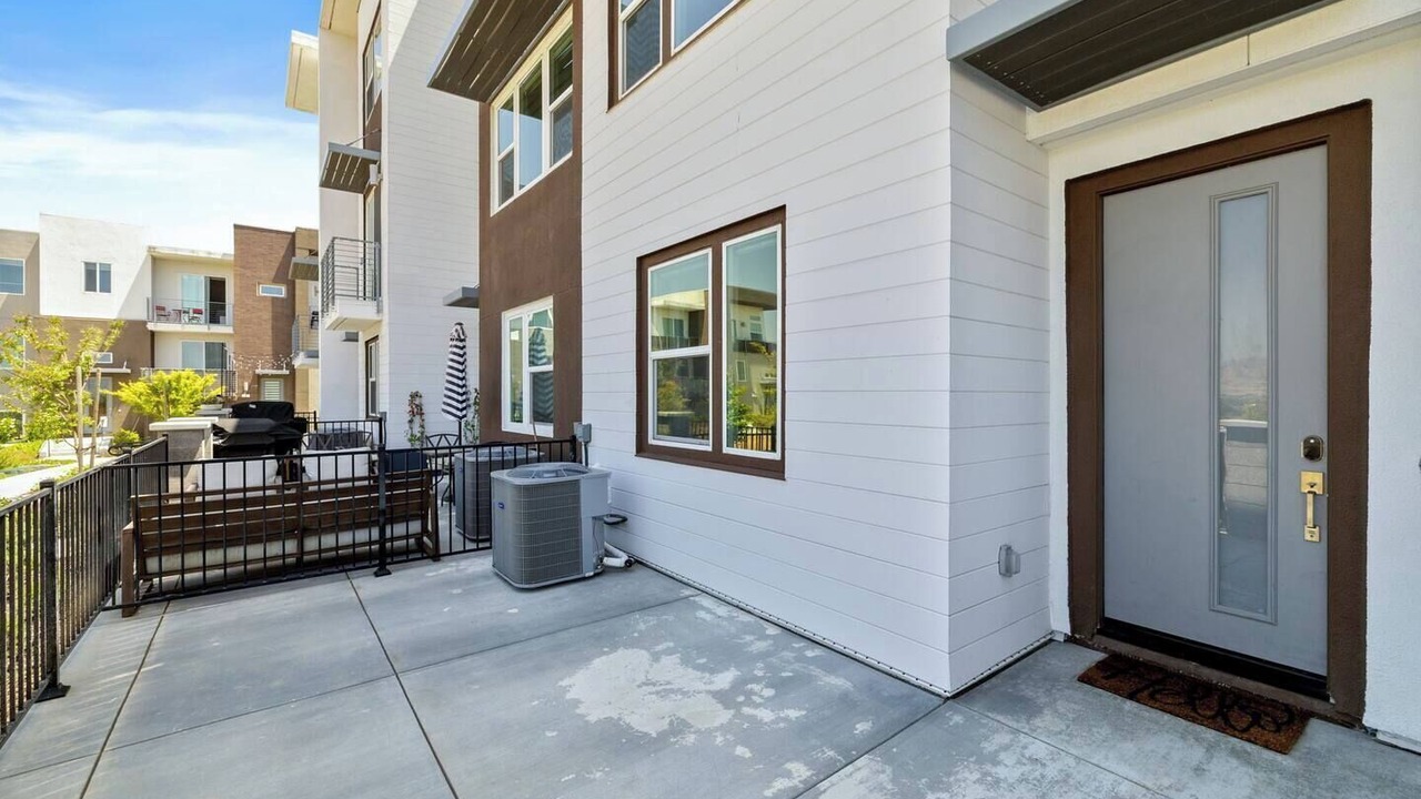 Photo of Patio Balcony in Communications Hill